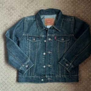 Levi’s Jean jacket kids with snap down feature